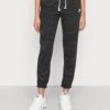 Nike Sportswear Gym Vintage Easy Pant - Trainingsbroek - Black/White