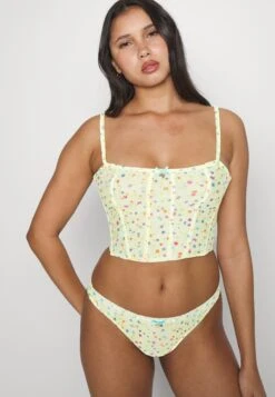 Chiara Ferragni Bustier - Korset - Yellow 9 Chiara Ferragni Bustier - Korset - Yellow -ESPRIT Winkel c4b6e1cb47214cf2b513b70377cf6c7e