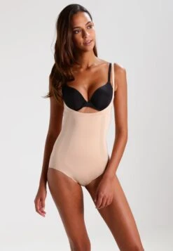 Spanx Oncore Open Bust Bodysuit - Body - Haut -ESPRIT Winkel c6459cd23d754551b9e86712940f16dc