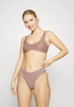 Sloggi Feel Bralette - Bustier - Cacao -ESPRIT Winkel c83cc2a2a3b04ec9b926e4b5e8e045c2 scaled