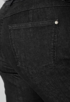 Flared Jeans - Schwarz -ESPRIT Winkel cb5be6d63feb416e8f9211ac8c22e374 scaled