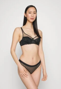 DIM Dame De Cœur Underwire Bra - Beugel Bh - Black -ESPRIT Winkel cd12c868e8424c4caefc017caa64c5d1