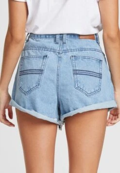Calli Jeansshort - Classic Blue -ESPRIT Winkel cfd2994ccb644998a8a83281336c8ab5