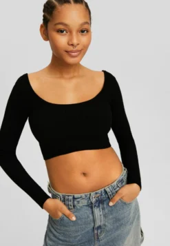 BERSHKA With Low-Cut Neckline - Cropped - Trui - Black -ESPRIT Winkel d40a3bac9d2b439899e34a40f8087c3b scaled