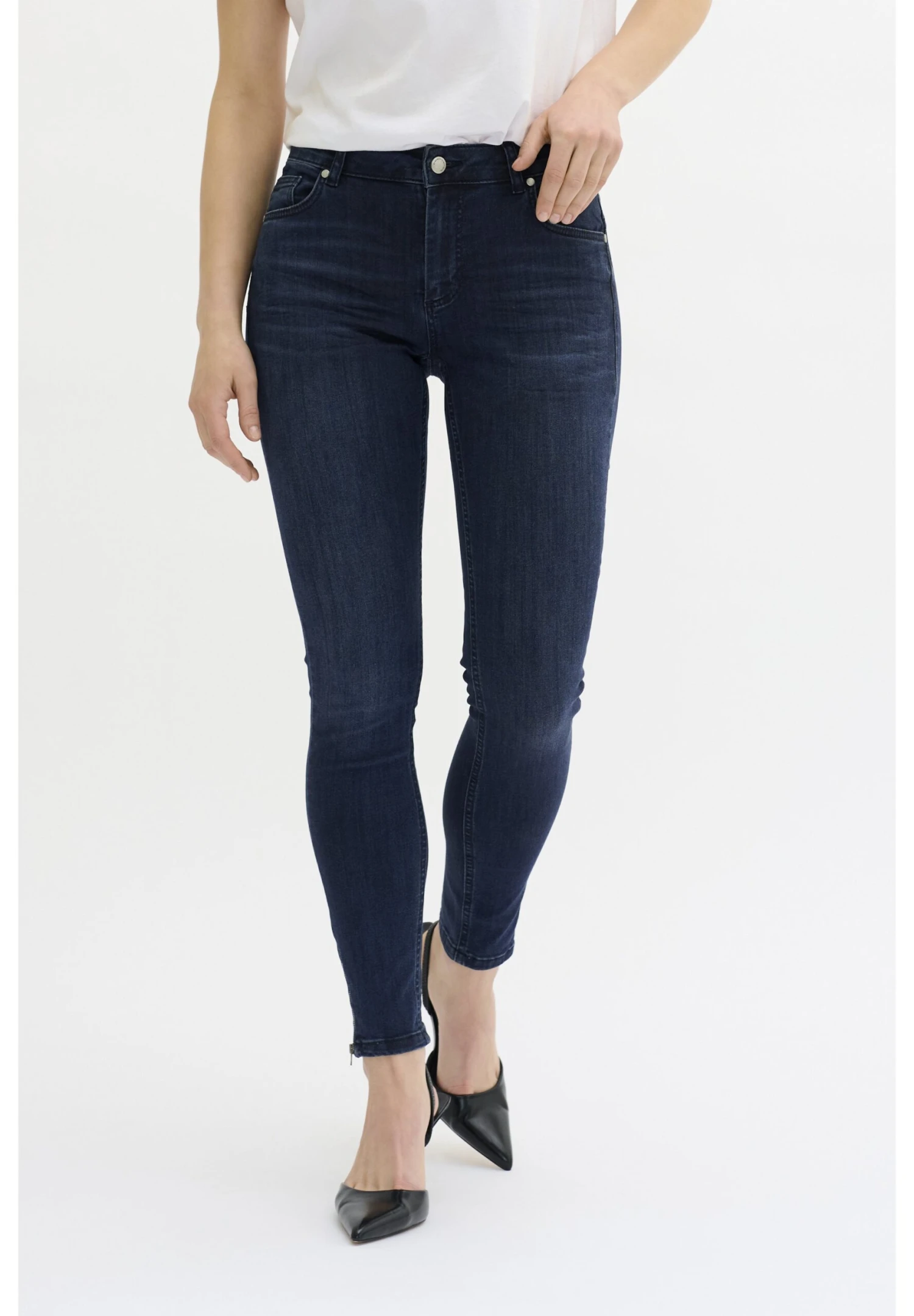 Slim Fit Jeans - Dark Blue Wash 1 Slim Fit Jeans - Dark Blue Wash