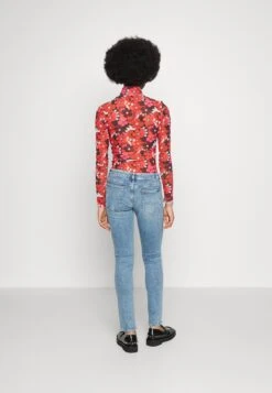 7 For All Mankind Pyper Slim Illusion Brightness - Slim Fit Jeans - Light Blue 7 7 For All Mankind Pyper Slim Illusion Brightness - Slim Fit Jeans - Light Blue -ESPRIT Winkel da0547d618674f81935aa071de6221b8