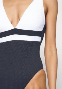 Seafolly Slice Of Splice Deep V Neck One Piece - Badpak - White -ESPRIT Winkel dafbfee6e5c4492e9ef3cec56fefe2d0 scaled