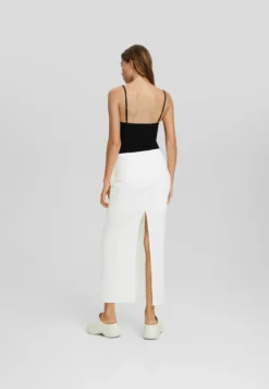 BERSHKA A-Lijn Rok - White -ESPRIT Winkel e2bfaa01c5a9493cb48f2b01f380521b scaled
