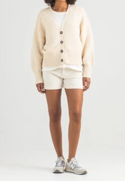 Nieuwe Producten -ESPRIT Winkel e2c3c92fea19468793484d05723759ad