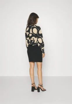 Vero Moda Petite Vmhermos - Minirok - Black -ESPRIT Winkel e35e5d1296f54586b6876beb865b0369