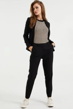 WE FASHION Chino - Black -ESPRIT Winkel e9234b2daed6448abb057c66429139bb