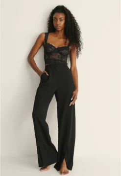 NA-KD Breiten Trägern - Korset - Black -ESPRIT Winkel f01f23b0d675402ea6e344be9c77f43b scaled