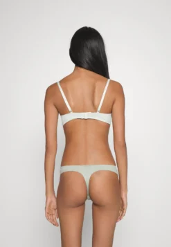 Hunkemöller Lola - Beugel Bh - Smoke -ESPRIT Winkel f7572c933d7c4204969f62a0a02ce6a4 scaled