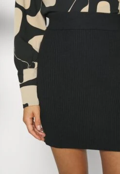 Vero Moda Petite Vmhermos - Minirok - Black -ESPRIT Winkel fe8a6309ace5470d804f07c8dd3200a2